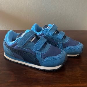 Boys Blue Puma Sneakers, Size 9
